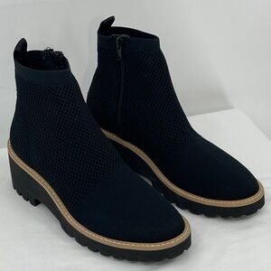 VANELI MARINA Black Knit Ankle Booties WOMENS SIZE 9.5 M LIKE NEW